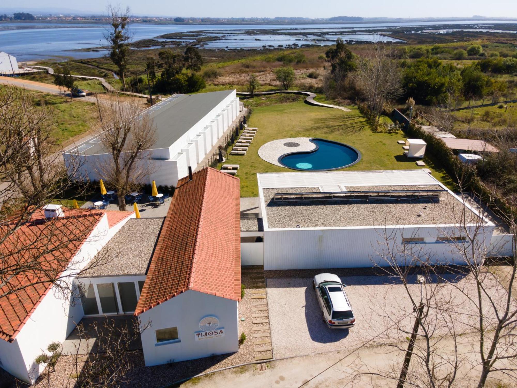 Tijosa Eco-House Camp Guest House Ovar Exterior photo